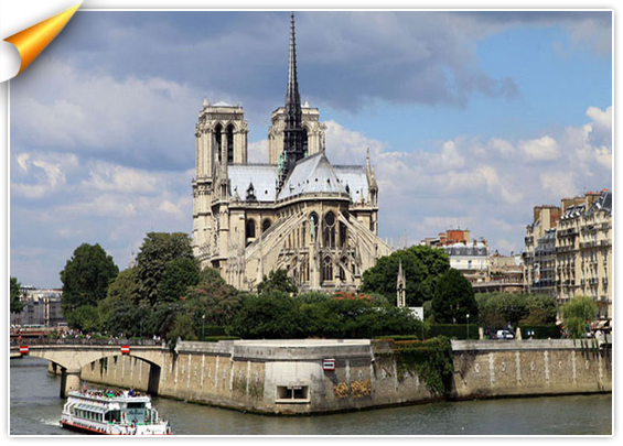 MODERN HOTEL est proche des grands monuments de Paris, Opéra Bastille, Notre dâme, Place des Vosges, Louvre